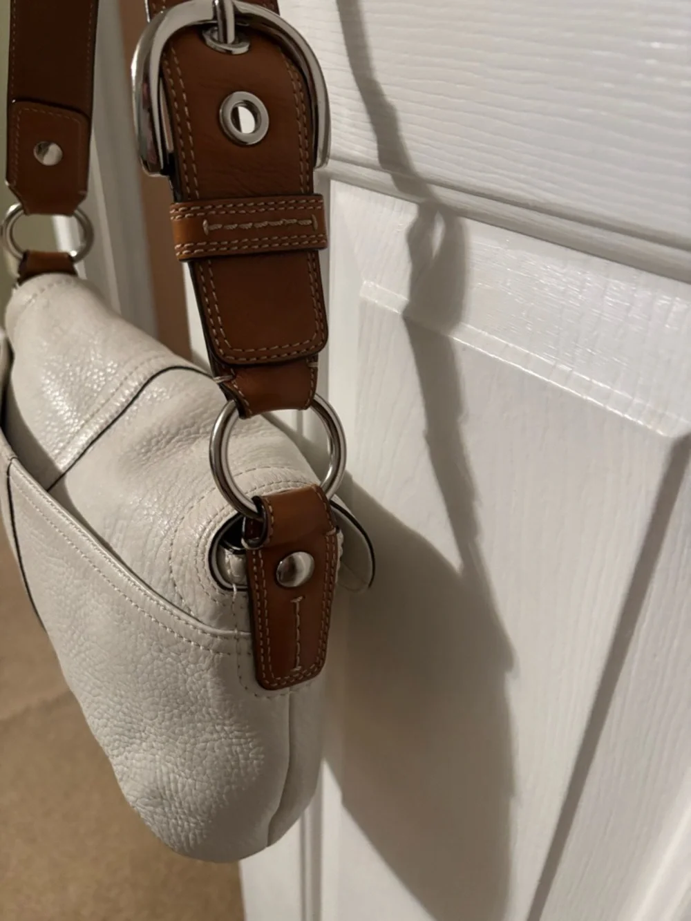 Coach Y2K Classic SOHO Cream Shoulder Bag with Tan Leather Trim - Picture 5 of 11